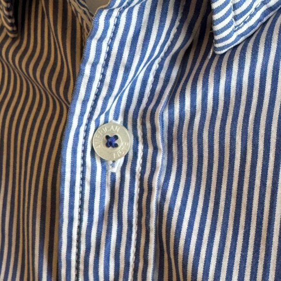 American Eagle Outfitters AE AEO Mens Medium M Athletic Fit Shirt Buttoned Blue - Picture 7 of 8